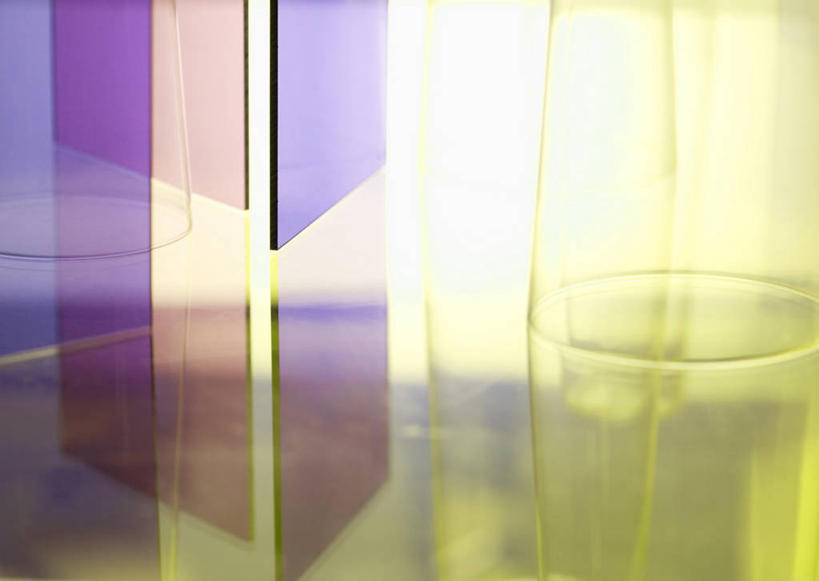 无人,横图,室内,特写,白天,正面,神秘,建材,建筑,静物,一堆,许多,堆叠,堆积,材料,瓷砖,地砖,图形,正方形,地面,很多,几何,墙砖,紫色,建造,堆,优美,庄重,高贵,数学,消极,冷色,孤寂,彩图,几何图形,平面图形,墙面砖,正四边形,奢华