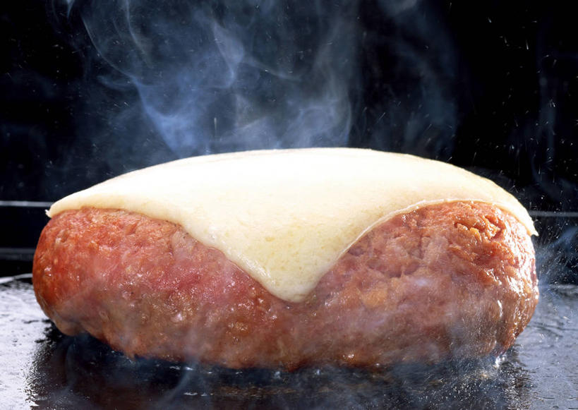 奶酪,无人,横图,俯视,室内,特写,白天,烹饪,西餐,雾,厨具,金属制品,一块,阴影,沸腾,黑色背景,朦胧,模糊,反射,金属,蒸汽,锅子,影子,肉,干酪,起司,料理,食品,水蒸气,雾气,芝士,营养,汉堡包,锅,肉饼,菜肴,美食,肉类,食物,乳酪,西式,摄影,佳肴,影棚,煎锅,锅具,气体,乳制品,发酵,肉食,烹饪用具,蒸发,烹调用具,烹调,彩图,高角度拍摄,影棚拍摄,拍摄,汉堡饼,汉堡肉饼