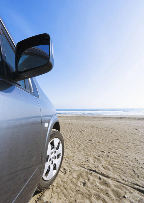 无人,竖图,室外,白天,正面,旅游,度假,安全,海浪,海洋,美景,沙滩,镜子,汽车,一辆,阴影,反射,光线,沙子,影子,海岸,景观,浪花,沙地,娱乐,车,蓝色,蓝天,天空,阳光,自然,海水,交通工具,轿车,天,享受,休闲,景色,放松,后视镜,晴朗,镜像,生命,镜面,自然风光,载具,海景,万里无云,光学,侧视镜,大海,风浪,海,海水的波动,海滩,近岸浪,涌浪,晴空,晴空万里,彩图