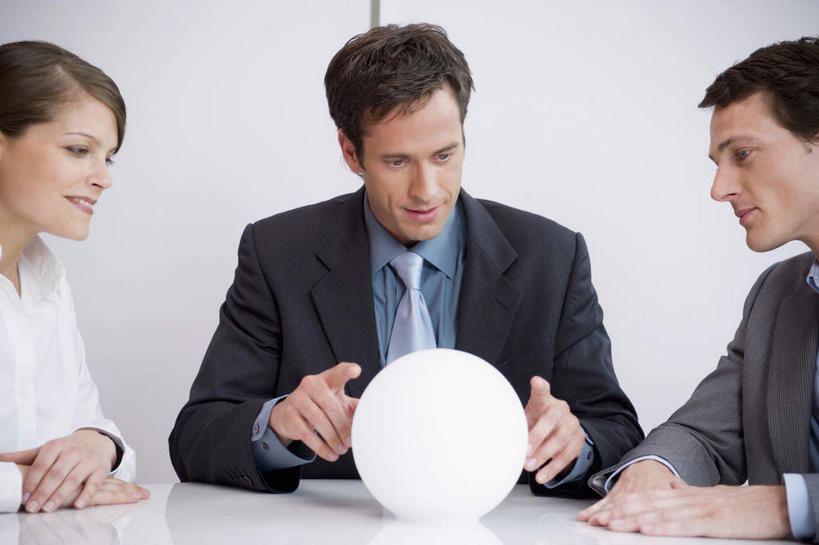 三个人合伙开公司怎样分配股份?