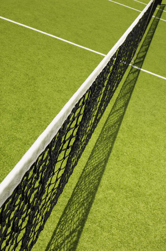 无人,竖图,俯视,室外,特写,白天,锻炼,运动,网球,静物,阴影,光线,网球拍,影子,球网,运动器械,阳光,健身器械,健身器材,体育,网球运动,彩图,高角度拍摄,健身,运动器材