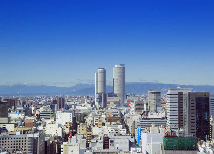 无人,高楼大厦,横图,俯视,航拍,室外,白天,度假,办公楼,美景,山,山脉,城市风光,标志建筑,城市,大厦,道路,地标,建筑,路,摩天大楼,写字楼,公路,爱知县,名古屋,日本,亚洲,景观,山峰,交通,山峦,娱乐,建设,蓝色,蓝天,天空,楼宇,群山,天,享受,休闲,商务楼,景色,放松,鸟瞰,东亚,本州,本州岛,日本国,中部地方,爱知,县厅,名古屋市,马路,彩图,高角度拍摄,大楼,高层建筑,高楼,摩天楼