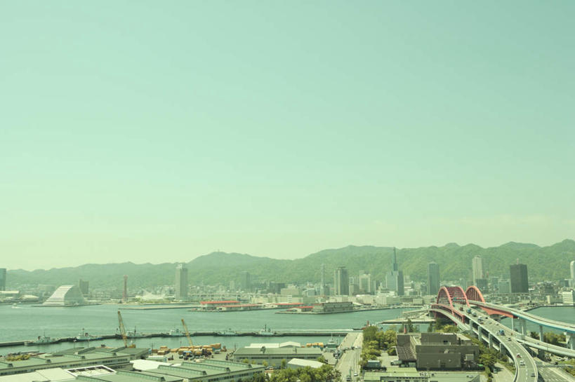 无人,高楼大厦,横图,俯视,室外,白天,度假,办公楼,海洋,石头,美景,山,山脉,城市风光,城市,大桥,大厦,建筑,立交桥,轮船,摩天大楼,桥梁,写字楼,船,汽车,东京,日本,亚洲,石子,景观,山顶,山峰,高架,建筑群,斜拉桥,桥,山峦,中央区,娱乐,建设,车,蓝色,蓝天,天空,海水,楼宇,交通工具,轿车,群山,天,享受,休闲,商务楼,景色,放松,海景,东亚,沉积岩,本州,关东地方,本州岛,日本国,东京都,颠峰,极峰,水成岩,大海,海,石块,岩石,彩图,高角度拍摄,大楼,高层建筑,高楼,摩天楼