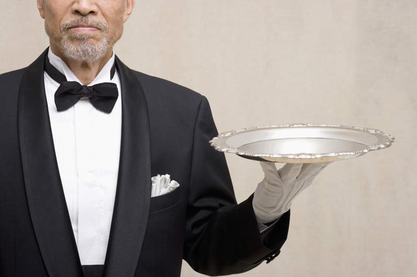 东方人,站,横图,室内,白天,正面,晚礼服,托盘,亚洲,仅一个男性,米色背景,装饰,黄种人,黑色,手套,站着,仅一个老年男性,温暖,摄影,影棚,保暖,华丽,点缀,御寒,衬托,美观,雅致,雅观,男人,男性,亚洲人,站立,半身,彩图,影棚拍摄,晚宴服,舞会服,洋服,洋装,夜礼服,拍摄