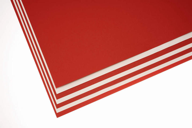 无人,横图,俯视,室内,特写,白天,白色背景,静物,一堆,许多,堆叠,堆积,纸张,红色,白色,摄影,影棚,堆,彩图,高角度拍摄,影棚拍摄,拍摄