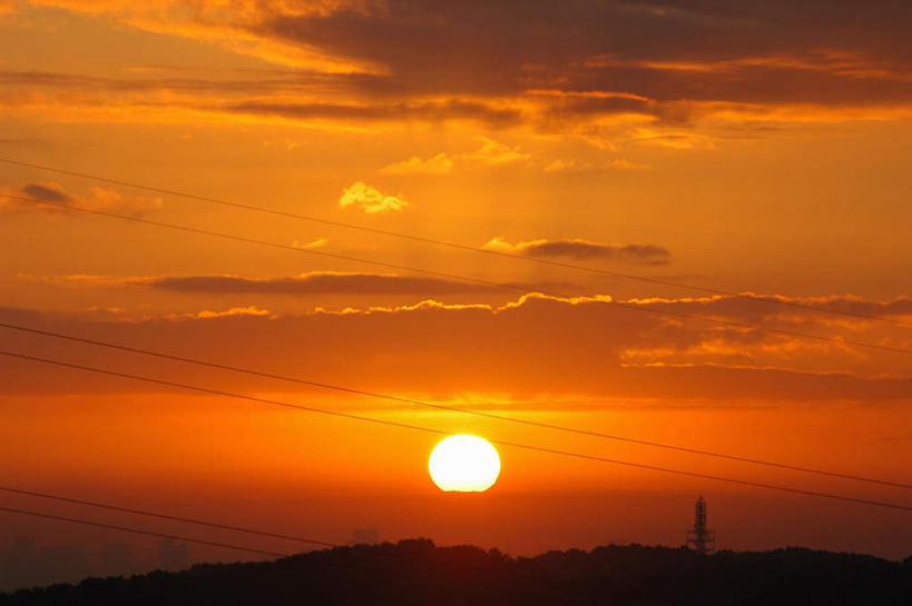 无人,横图,室外,白天,正面,旅游,度假,美景,日落,山,山脉,朦胧,模糊,景观,山峰,晚霞,霞光,云,云朵,山峦,云彩,娱乐,蓝色,白云,蓝天,天空,自然,黄昏,群山,天,享受,休闲,景色,彩霞,放松,晴朗,自然风光,晴空,夕阳,彩图