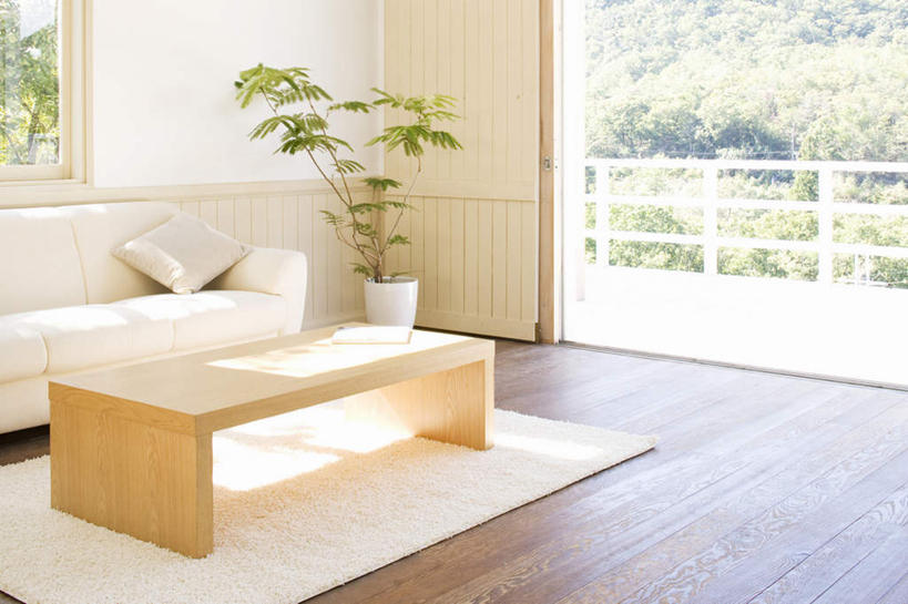 无人,家,客厅,栏杆,横图,室内,白天,正面,草地,草坪,植物,别墅,餐桌,窗户,地板,地毯,家具,沙发,装修,桌子,建筑,欧式,阴影,装饰,光线,盆栽,毯子,影子,房屋,墙,屋子,公寓,围栏,盆景,地面,豪华,建设,现代,装潢,洋房,护栏,楼房,木地板,玻璃窗,墙壁,墙面,住宅,草,树,树木,绿色,阳光,自然,室内装潢,生长,成长,餐台,样板房,明亮,起居室,舒适,家居装潢,房屋设计,地中海风格,古典风格,简约风格,布艺沙发,室内设计,宽敞,样板房装潢,设计,彩图,房子