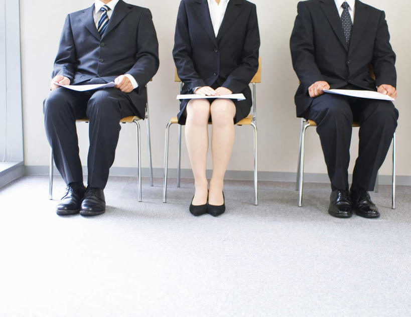 东方人,三个人,同事,商务人士,商务男性,商务女性,办公室,坐,捧,摸,横图,室内,白天,正面,衬衫,成功,合作,团队,集体,信心,椅子,亚洲,一排,抚摸,握,阴影,套装,整齐,光线,材料,瓷砖,档案,地砖,文件,影子,木椅,墙,地面,拿,拿着,黄种人,队伍,墙壁,墙面,排列,三个,阳光,资料,靠,靠着,倚靠,握着,领导,倚着,成就,队列,文档,商务装,合伙,领袖,工薪阶层,男人,男性,年轻男性,年轻女性,女人,女性,亚洲人,白领,上班族,触摸,端,端着,接触,捧着,手捧,坐着,半身,彩图,衬衣