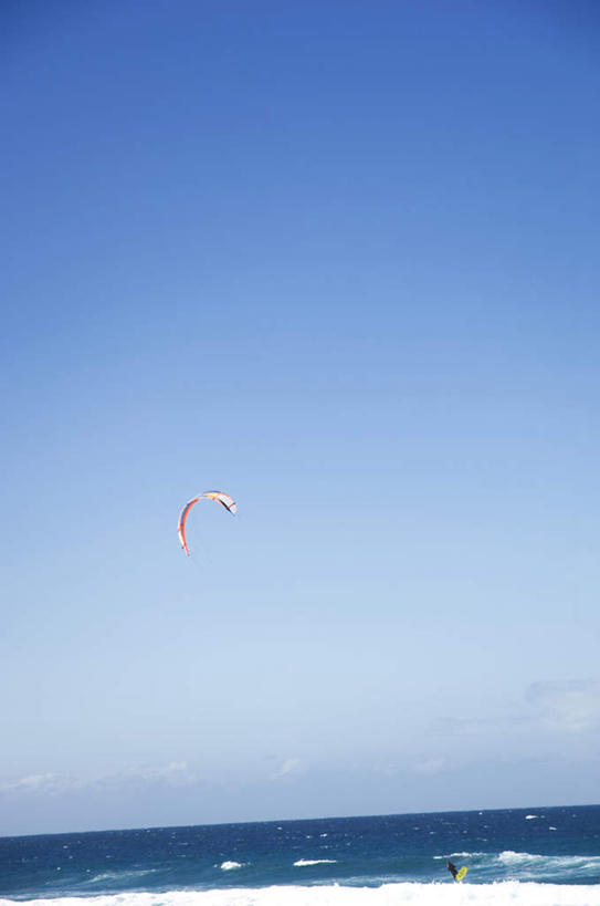 无人,竖图,室外,白天,正面,旅游,度假,海浪,海洋,美景,景观,浪花,水平线,云,云朵,辽阔,海平线,云彩,娱乐,蓝色,白云,蓝天,天空,自然,海水,天,享受,休闲,广阔,景色,放松,晴朗,一望无际,自然风光,海景,无边无际,一马平川,大海,风浪,海,海水的波动,近岸浪,涌浪,晴空,彩图,水天相接,水天一线