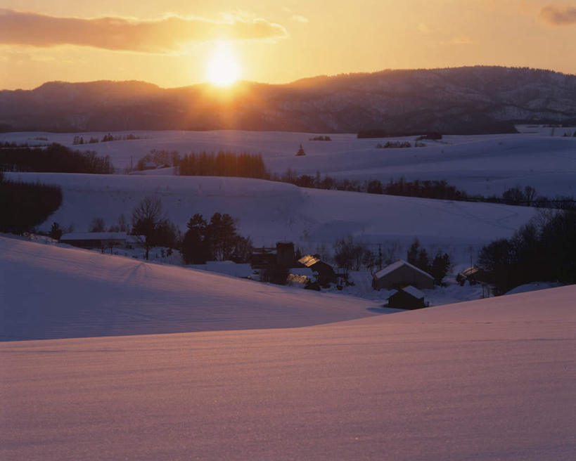 无人,横图,室外,白天,正面,旅游,度假,美景,雪,大雪,北海道,日本,亚洲,朦胧,模糊,地平线,积雪,景观,雪景,云,云朵,冬季,冬天,辽阔,地面,云彩,娱乐,蓝色,白云,蓝天,天空,自然,天,享受,休闲,景色,放松,寒冷,晴朗,一望无际,自然风光,延伸,东亚,日本国,天地相交,北海道地方,北海道岛,严寒,晴空,彩图