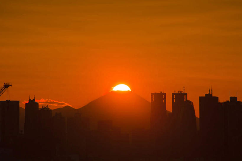 无人,高楼大厦,横图,室外,白天,正面,度假,办公楼,火山,石头,美景,日落,山,山脉,雪山,城市风光,标志建筑,城市,大厦,地标,建筑,摩天大楼,写字楼,富士山,静冈县,日本,亚洲,石子,景观,山顶,山峰,晚霞,霞光,山峦,娱乐,建设,天空,黄昏,楼宇,群山,天,享受,休闲,橙色,商务楼,景色,彩霞,放松,东亚,沉积岩,本州,本州岛,日本国,中部地方,静冈,山梨,山梨县,颠峰,极峰,水成岩,活火山,石块,岩石,夕阳,彩图,大楼,高层建筑,高楼,摩天楼