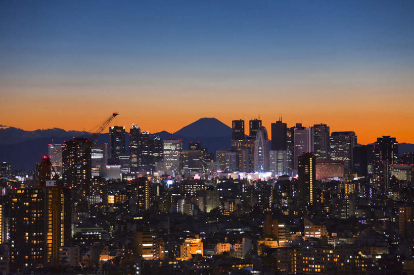 无人,高楼大厦,横图,全景,俯视,航拍,彩色,室外,夜晚,度假,办公楼,火山,美景,日落,山,天际线,雪山,城市风光,标志建筑,城市,大厦,地标,建筑,摩天大楼,霓虹灯,写字楼,夜景,富士山,静冈县,日本,亚洲,景观,山峰,晚霞,霞光,灯光,七彩,山峦,娱乐,光源,建设,霓虹,灯,天空,黄昏,楼宇,天,享受,休闲,橙色,商务楼,景色,彩霞,放松,照明设备,鸟瞰,东亚,本州,本州岛,日本国,中部地方,静冈,山梨,山梨县,氖灯,活火山,夕阳,彩图,高角度拍摄,大楼,高层建筑,高楼,摩天楼