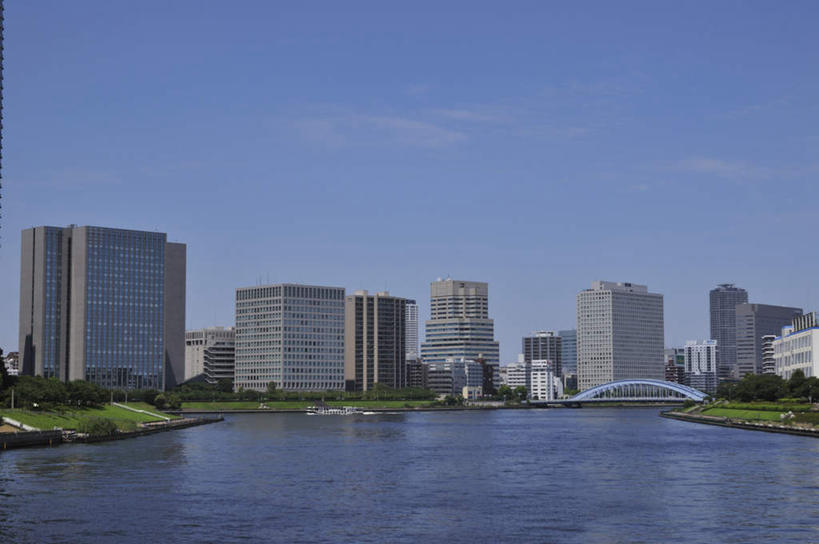 无人,高楼大厦,横图,全景,室外,白天,正面,度假,办公楼,草地,草坪,海浪,海洋,美景,天际线,植物,城市风光,城市,大桥,大厦,建筑,立交桥,轮船,摩天大楼,桥梁,写字楼,船,东京,日本,亚洲,波纹,飞溅,溅,液体,景观,浪花,水滴,云,云朵,高架,建筑群,斜拉桥,桥,涟漪,云彩,娱乐,建设,水珠,草,树,树木,蓝色,绿色,白云,蓝天,水纹,天空,自然,海水,船尾波,楼宇,交通工具,波浪,天,享受,休闲,商务楼,景色,放松,生长,晴朗,成长,喷洒,载具,海景,东亚,本州,关东地方,本州岛,日本国,东京都,水晕,隅田川,大海,风浪,海,海水的波动,近岸浪,涌浪,晴空,彩图,大楼,高层建筑,高楼,摩天楼