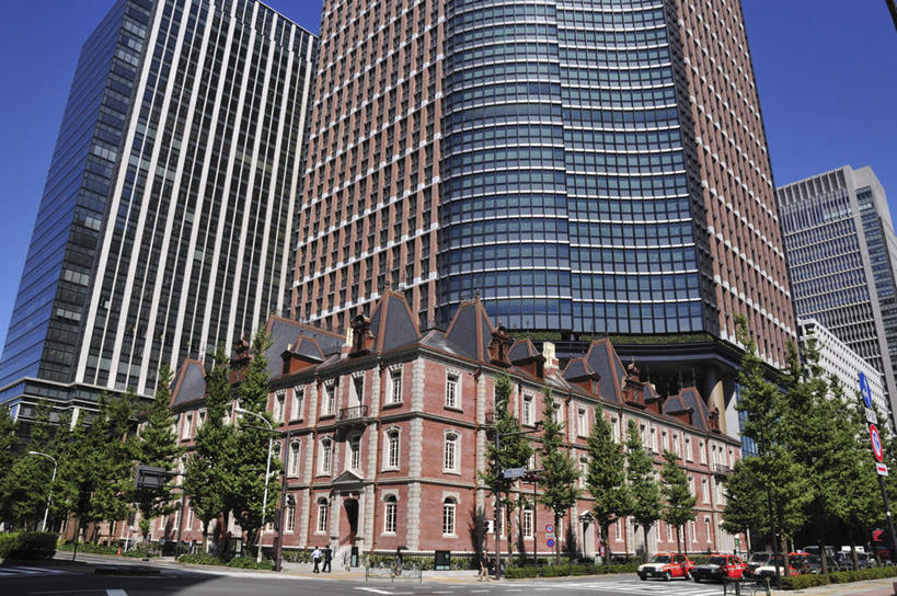 无人,博物馆,高楼大厦,横图,室外,白天,仰视,度假,办公楼,美景,植物,城市风光,标志建筑,城市,大厦,地标,建筑,摩天大楼,写字楼,东京,日本,亚洲,一排,整齐,景观,建筑群,娱乐,建设,树,树木,排列,蓝色,绿色,蓝天,天空,自然,楼宇,天,享受,休闲,商务楼,景色,放松,生长,晴朗,成长,队列,东亚,本州,万里无云,关东地方,本州岛,日本国,东京都,晴空,晴空万里,彩图,低角度拍摄,大楼,高层建筑,高楼,摩天楼