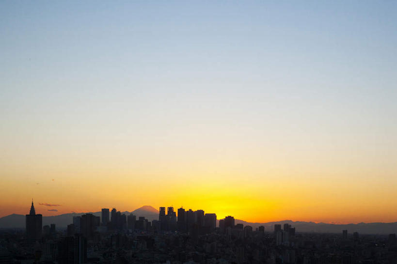 无人,高楼大厦,横图,俯视,室外,白天,度假,美景,日落,植物,城市风光,城市,大厦,道路,建筑,路,摩天大楼,公路,东京,日本,亚洲,阴影,光线,影子,景观,晚霞,霞光,云,云朵,交通,云彩,娱乐,树,树木,蓝色,绿色,白云,蓝天,天空,阳光,自然,黄昏,天,享受,休闲,景色,彩霞,放松,生长,成长,东亚,本州,关东地方,本州岛,日本国,东京都,夕阳,马路,彩图,高角度拍摄,大楼,高层建筑,高楼,摩天楼