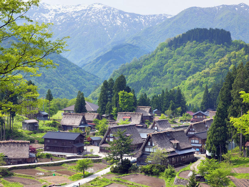 无人,家,横图,俯视,室外,白天,旅游,度假,草地,草坪,美景,山,山脉,植物,道路,路,日本,亚洲,阴影,光线,影子,房屋,屋子,景观,山峰,云,云朵,小路,交通,山峦,云彩,娱乐,楼房,住宅,草,树,树木,蓝色,绿色,白云,蓝天,天空,阳光,自然,群山,天,享受,休闲,景色,放松,乡间小路,生长,成长,自然风光,东亚,本州,本州岛,日本国,近畿地方,近畿,滋贺,滋贺县,彩图,高角度拍摄,房子
