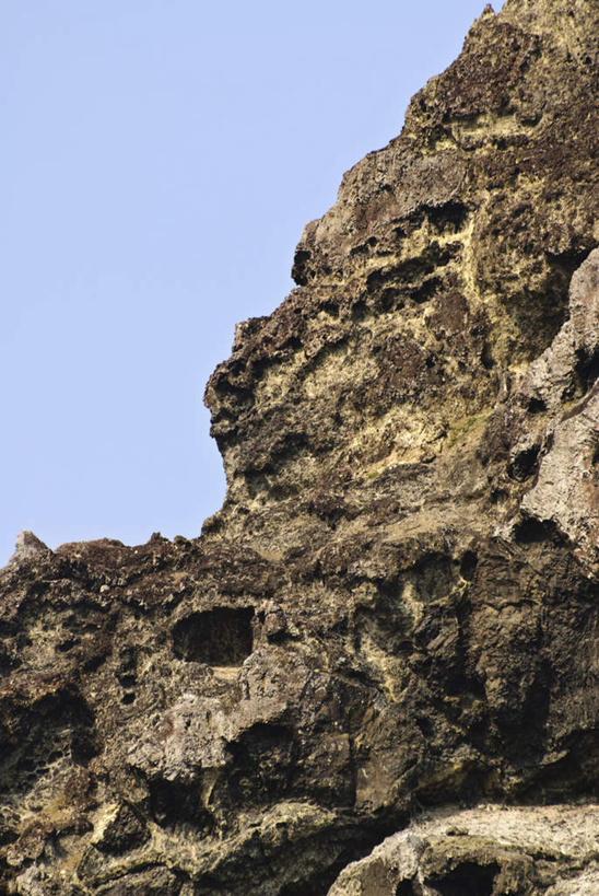 无人,竖图,室外,白天,仰视,旅游,度假,礁石,石头,美景,东京,日本,亚洲,阴影,光线,石子,影子,景观,娱乐,蓝色,蓝天,天空,阳光,自然,天,享受,休闲,景色,放松,晴朗,自然风光,东亚,本州,万里无云,关东地方,本州岛,日本国,东京都,礁,石块,岩石,晴空,晴空万里,彩图,低角度拍摄