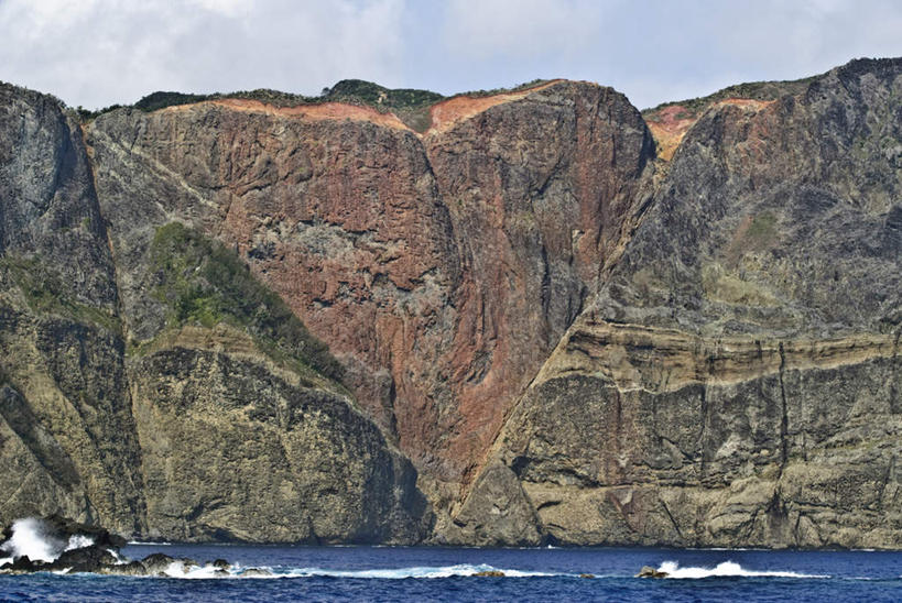 无人,横图,室外,白天,正面,旅游,度假,海浪,海洋,礁石,石头,美景,山,山脉,水,东京,日本,亚洲,阴影,波纹,飞溅,溅,光线,石子,液体,影子,景观,浪花,山峰,水滴,云,云朵,山峦,云彩,娱乐,水珠,蓝色,白云,蓝天,水纹,天空,阳光,自然,海水,波浪,群山,天,享受,休闲,景色,放松,喷洒,自然风光,海景,东亚,本州,关东地方,本州岛,日本国,东京都,大海,风浪,海,海水的波动,礁,近岸浪,石块,岩石,涌浪,彩图