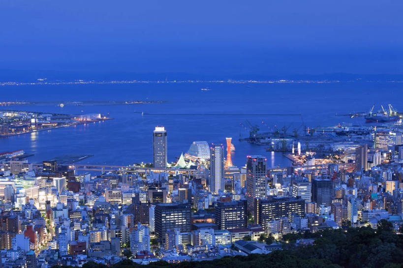 无人,高楼大厦,码头,横图,俯视,室外,夜晚,度假,海浪,海洋,美景,城市风光,城市,大厦,港口,建筑,路灯,摩天大楼,照明,日本,亚洲,阴影,光线,影子,景观,浪花,灯光,娱乐,灯,海水,享受,休闲,景色,放松,照亮,照明设备,海景,东亚,本州,本州岛,日本国,近畿地方,近畿,兵库,兵库县,大海,风浪,海,海水的波动,近岸浪,涌浪,彩图,高角度拍摄,摆渡口,埠头,大楼,渡口,渡头,港湾,高层建筑,高楼,海港,货运码头,口岸,摩天楼,商港