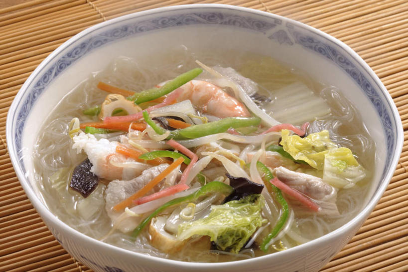 面食,面条,无人,横图,俯视,室内,特写,白天,烹饪,餐桌,桌子,竹子,蔬菜,叶子,许多,阴影,新鲜,反射,影子,陶瓷,面,汤,日本料理,料理,食品,绿叶,陶瓷制品,菜肴,美食,食物,一个,容器,碗,日式料理,日式,嫩叶,佳肴,有机食品,绿色食品,单个,餐台,储藏,配菜,储存,叶,叶片,彩图,高角度拍摄,贮存