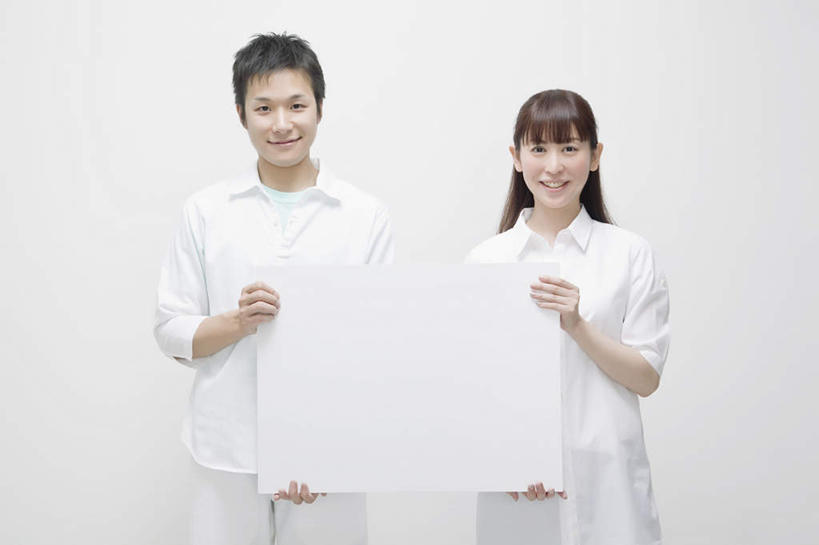 东方人,两个人,站,笑,微笑,露齿笑,横图,室内,白天,白色背景,正面,爱情,亚洲,握,服装,浪漫,拿,拿着,注视,休闲装,黄种人,衣服,白板,观察,看,站着,休闲,温暖,温馨,休闲服,恩爱,握着,恋人,摄影,服饰,影棚,观看,和睦,察看,创造力,关注,记录板,想象,记事板,男人,男性,年轻男性,年轻女性,女人,女性,亚洲人,情侣,站立,半身,彩图,影棚拍摄,拍摄,伴侣,融洽