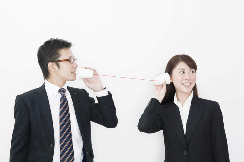 东方人,两个人,同事,商务人士,商务男性,商务女性,站,说,横图,室内,白天,白色背景,正面,衬衫,讨论,成功,合作,团队,集体,信心,杯子,亚洲,握,套装,眼镜,领带,拿,听,拿着,注视,黄种人,喇叭,队伍,话筒,水杯,观察,看,站着,握着,摄影,影棚,观看,察看,领导,象征,庄重,成就,关注,传声筒,商务装,身份,合伙,领袖,近视眼镜,工薪阶层,正式,地位,交流,男人,男性,年轻男性,年轻女性,女人,女性,亚洲人,白领,上班族,茶杯,沟通,讲话,交谈,商讨,说话,谈话,站立,半身,彩图,影棚拍摄,衬衣,拍摄