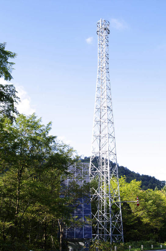 无人,高楼大厦,竖图,室外,白天,仰视,度假,美景,植物,城市风光,城市,大厦,建筑,摩天大楼,北海道,日本,亚洲,景观,云,云朵,建筑群,塔,云彩,娱乐,建设,树,树木,蓝色,绿色,白云,蓝天,天空,自然,天,享受,休闲,景色,放松,生长,晴朗,成长,东亚,日本国,北海道地方,北海道岛,晴空,彩图,低角度拍摄,大楼,高层建筑,高楼,摩天楼