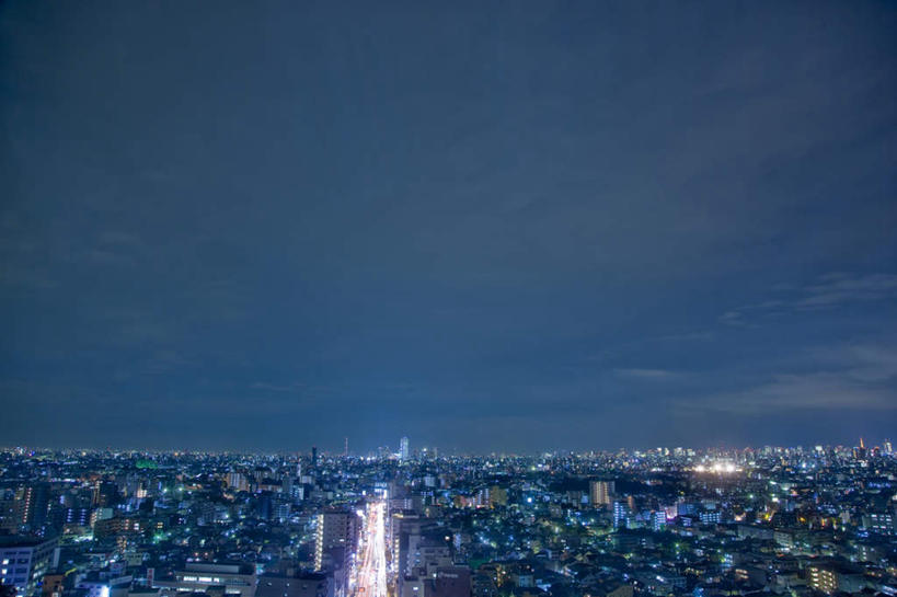 无人,高楼大厦,横图,全景,俯视,航拍,彩色,室外,白天,度假,美景,天际线,城市风光,城市,大厦,建筑,摩天大楼,霓虹灯,东京,日本,亚洲,景观,建筑群,灯光,七彩,娱乐,光源,建设,霓虹,灯,蓝色,蓝天,天空,天,享受,休闲,景色,放松,千代田区,照明设备,鸟瞰,东亚,本州,关东地方,本州岛,日本国,东京都,氖灯,彩图,高角度拍摄,大楼,高层建筑,高楼,摩天楼