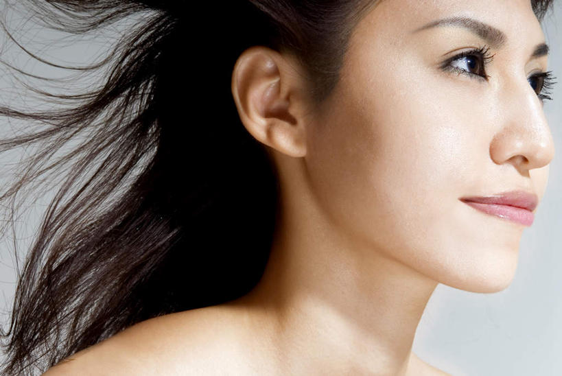 东方人,脸,头,脸颊,头发,一个人,站,笑,微笑,横图,室内,特写,白天,白色背景,侧面,亚洲,仅一个年轻女性,仅一个女性,仅一个人,阴影,光线,影子,注视,黄种人,黄色,黑色,阳光,观察,看,站着,摄影,影棚,观看,皮肤,察看,关注,年轻女性,女人,女性,亚洲人,头部,长发,脸部,脸蛋,面部,站立,半身,彩图,影棚拍摄,拍摄