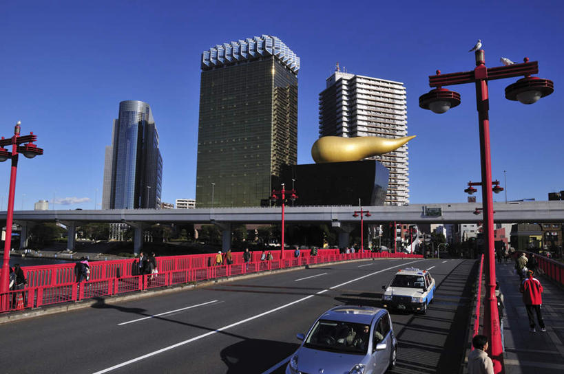 无人,高楼大厦,栏杆,横图,室外,白天,正面,旅游,度假,美景,植物,大桥,大厦,道路,建筑,立交桥,路,路灯,摩天大楼,桥梁,公路,汽车,照明,东京,日本,亚洲,阴影,光线,影子,景观,高架,围栏,斜拉桥,桥,灯光,分界线,停车线,交通,娱乐,护栏,车,灯,树,树木,蓝色,绿色,白色,蓝天,天空,阳光,自然,交通工具,轿车,天,享受,休闲,景色,放松,生长,晴朗,成长,车行道,车行道分界线,照亮,照明设备,自然风光,载具,标线,东亚,车行线,本州,万里无云,关东地方,本州岛,日本国,东京都,吾妻桥,晴空,晴空万里,马路,彩图,大楼,高层建筑,高楼,摩天楼