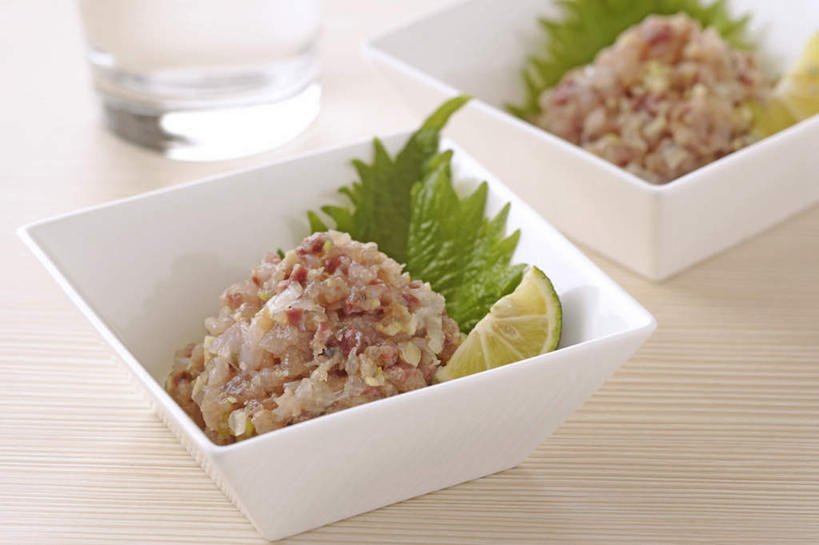 无人,横图,俯视,室内,特写,白天,烹饪,餐桌,桌面,桌子,蔬菜,餐具,水果,叶子,朦胧,模糊,新鲜,碟子,盘,肉,生食,鱼肉,日本料理,料理,食品,果实,绿叶,菜肴,美食,肉类,食物,盘子,碟,日式料理,日式,嫩叶,摄影,佳肴,有机食品,绿色食品,影棚,餐台,肉食,酸橙,代代,叶,叶片,橙子,橙,彩图,高角度拍摄,影棚拍摄,拍摄