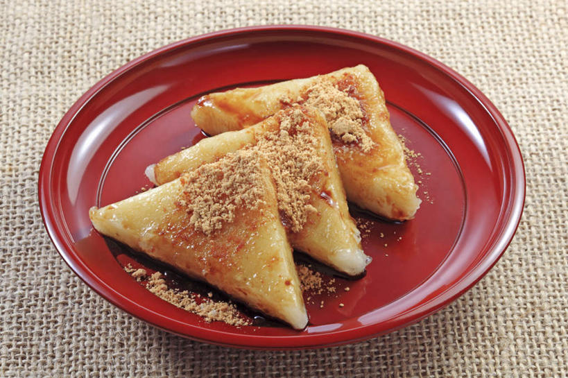 点心,无人,横图,俯视,室内,特写,白天,烹饪,餐桌,桌面,桌子,土豆,餐具,一排,整齐,碟子,盘,日本料理,料理,食品,年糕,甜点,甜品,菜肴,美食,食物,糕点,排列,三个,一个,盘子,碟,日式料理,甜食,日式,摄影,佳肴,影棚,单个,餐台,队列,馍馍蛋,洋芋,山药蛋,马铃薯,彩图,高角度拍摄,影棚拍摄,拍摄