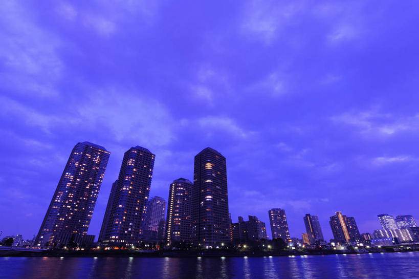 无人,高楼大厦,横图,室外,白天,仰视,度假,河流,美景,水,城市风光,城市,大厦,建筑,摩天大楼,东京,日本,亚洲,河水,景观,水流,云,云朵,中央区,云彩,娱乐,建设,蓝色,白云,蓝天,天空,天,享受,休闲,景色,放松,晴朗,东亚,本州,关东地方,本州岛,日本国,东京都,晴空,彩图,低角度拍摄,大楼,高层建筑,高楼,摩天楼