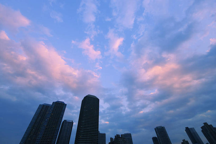 无人,高楼大厦,横图,室外,白天,仰视,度假,美景,城市风光,城市,大厦,建筑,摩天大楼,东京,日本,亚洲,景观,云,云朵,中央区,云彩,娱乐,建设,蓝色,白云,蓝天,天空,天,享受,休闲,景色,放松,晴朗,东亚,本州,关东地方,本州岛,日本国,东京都,晴空,彩图,低角度拍摄,大楼,高层建筑,高楼,摩天楼