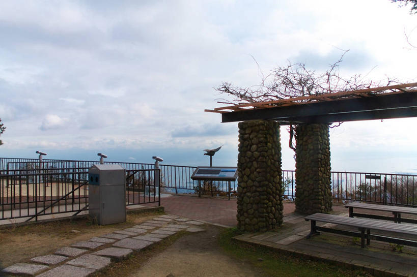 无人,栏杆,横图,室外,白天,正面,度假,仪器,科技,海浪,海洋,美景,城市风光,城市,日本,亚洲,眺望,阴影,检查,研究,反射,分析,光线,科学,望远镜,影子,景观,浪花,云,云朵,围栏,云彩,娱乐,护栏,蓝色,白云,蓝天,天空,阳光,海水,天,观察,享受,休闲,景色,放松,清晰,探索,放大,晴朗,观看,仔细,科研,科学技术,瞭望,聚焦,关注,海景,东亚,远视镜,瞭望镜,本州,本州岛,日本国,近畿地方,近畿,兵库,兵库县,光学,清楚,神户,神户市,神戸,县厅,双筒镜,双筒望远镜,神戸市,北区,大海,风浪,海,海水的波动,近岸浪,涌浪,晴空,彩图,东滩区,六甲山,光学仪器,千里镜