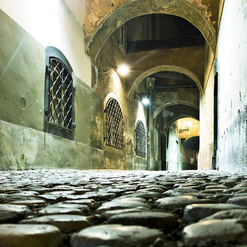 无人,家,方图,室外,白天,正面,旅游,度假,石头,美景,窗户,阴影,古老,光线,石子,影子,房屋,屋子,景观,拱门,历史,娱乐,楼房,住宅,古代,阳光,自然,享受,休闲,景色,放松,潮湿,自然风光,湿润,古远,石块,彩图,房子