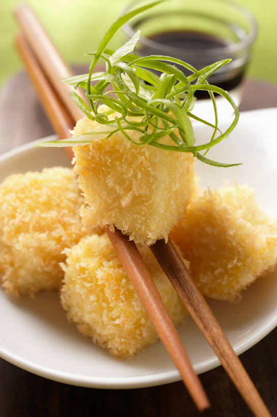 点心,面包,无人,竖图,俯视,室内,特写,白天,烹饪,餐桌,筷子,桌子,蔬菜,洋葱,餐具,玻璃,一双,阴影,新鲜,反射,碟子,盘,影子,日本料理,料理,食品,面点,文化,传统,菜肴,美食,玻璃制品,食物,糕点,一个,盘子,容器,碟,碗,日式料理,日式,摄影,佳肴,有机食品,绿色食品,影棚,单个,餐台,储藏,礼节,储存,玉葱,礼仪,进餐用具,圆葱,洋葱头,球葱,葱头,彩图,高角度拍摄,影棚拍摄,拍摄,贮存