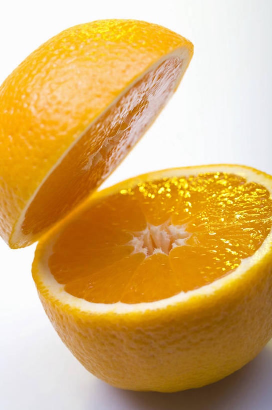 无人,竖图,俯视,室内,特写,白天,白色背景,餐桌,桌子,柑橘,水果,阴影,新鲜,反射,影子,生食,食品,果实,食物,一个,黄色,摄影,有机食品,绿色食品,影棚,单个,餐台,橘子,桔子,橙子,橙,彩图,高角度拍摄,影棚拍摄,拍摄