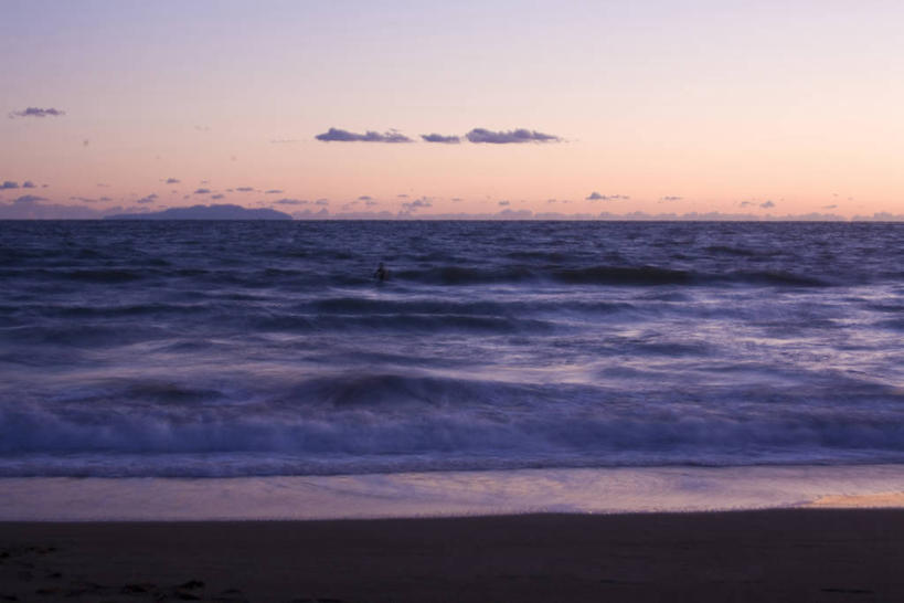 无人,横图,室外,白天,正面,旅游,度假,海浪,海洋,美景,日落,沙滩,神奈川,日本,亚洲,沙子,海岸,景观,浪花,水平线,晚霞,霞光,云,云朵,落日,辽阔,海平线,沙地,神奈川县,云彩,娱乐,白云,自然,海水,黄昏,享受,休闲,广阔,景色,彩霞,放松,一望无际,自然风光,海景,东亚,本州,关东地方,本州岛,日本国,无边无际,一马平川,夕照,薄暮,大海,风浪,海,海水的波动,海滩,近岸浪,涌浪,夕阳,彩图,傍晚,水天相接,水天一线,斜阳,湘南