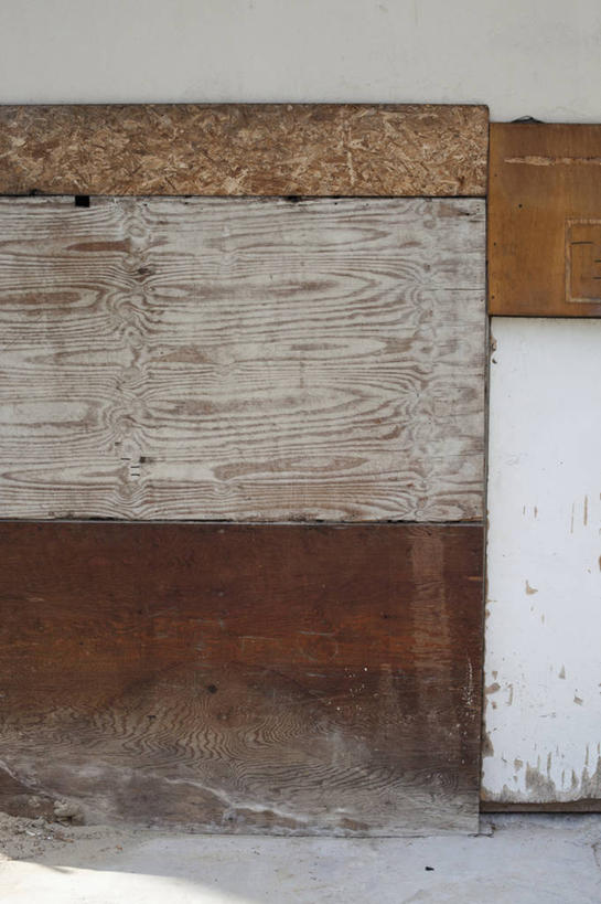 无人,竖图,室外,白天,正面,土耳其,亚洲,纹路,木制,纹理,墙,首都,破坏,破损,墙壁,墙面,木制品,损坏,西亚,伊斯坦布尔,肌理,彩图,土耳其共和国