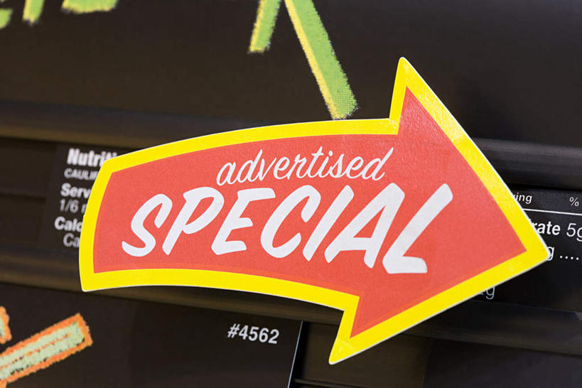 无人,商店,横图,室内,特写,白天,正面,购物,消费,超市,指示牌,静物,英文,标志,文字,字符,字母,方向,标识,箭头,金融,百货,英文字母,指向,选购,贸易,百货公司,簇,血拼,超级市场,大卖场,彩图,购物商场,购物中心,商业中心