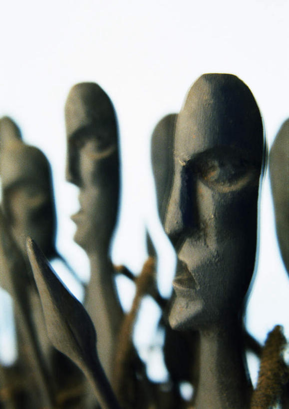 西方人,竖图,室内,特写,白天,白色背景,正面,竞争,船,静物,雕塑,欧洲,欧洲人,一艘,对抗,艺术,装饰,冲突,木制,雕刻,雕像,木船,许多人,文化,一个,木制品,工艺品,交通工具,一群人,摄影,影棚,单个,纪念,美术,舟,对立,矛盾,载具,独木舟,主题,战斗,陈列,功能,美学,敌对,挫败,斗争,抗拒,抗衡,独木船,巴西文化,男人,男性,年轻男性,年轻女性,女人,女性,白种人,半身,彩图,影棚拍摄,拍摄