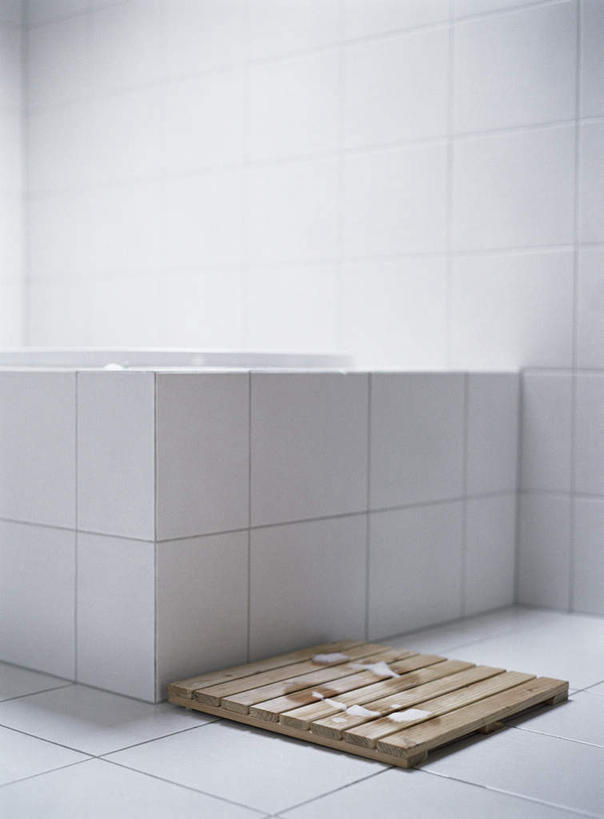 无人,家,竖图,室内,白天,正面,家具,卫生间,洗手间,浴室,装修,建筑,一排,许多,阴影,条纹,整齐,装饰,光线,木板,影子,房屋,屋子,公寓,古典,建设,装潢,洋房,楼房,住宅,排列,黄色,阳光,室内装潢,浴缸,中式,明亮,舒适,家居装潢,队列,房屋设计,室内设计,宽敞,样板房装潢,设计,厕所,淋浴房,彩图,冲凉房,房子,沐浴间,沐浴室