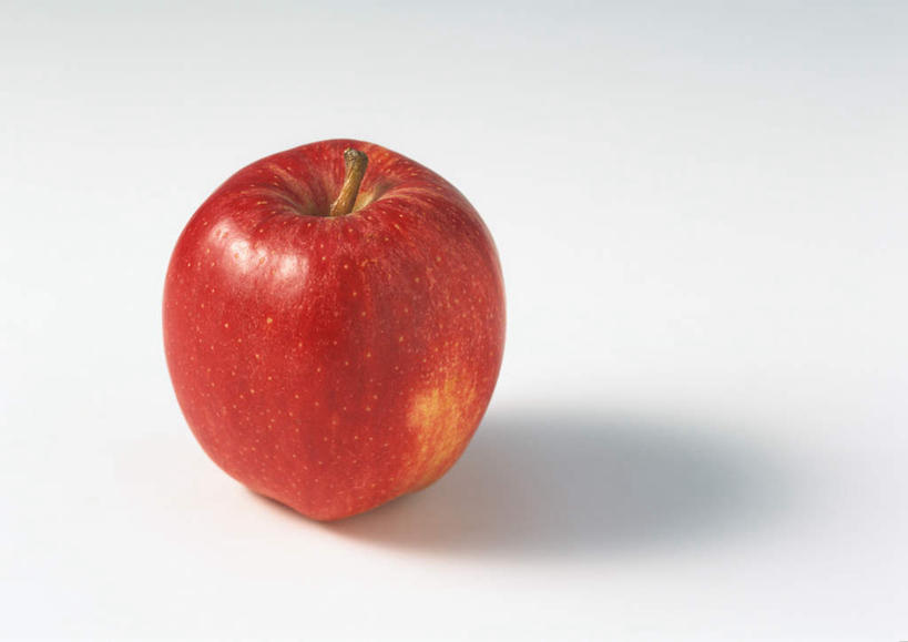 无人,横图,俯视,室内,特写,白天,白色背景,餐桌,桌子,苹果,水果,阴影,新鲜,反射,影子,生食,食品,果实,食物,一个,红色,摄影,有机食品,绿色食品,影棚,单个,餐台,彩图,高角度拍摄,影棚拍摄,拍摄