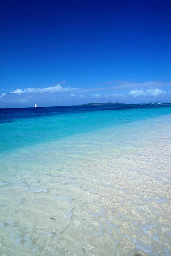 无人,竖图,室外,白天,正面,旅游,度假,海浪,海洋,美景,沙滩,沙子,海岸,景观,浪花,云,云朵,沙地,云彩,娱乐,蓝色,白云,蓝天,天空,自然,海水,天,享受,休闲,景色,放松,自然风光,海景,大海,风浪,海,海水的波动,海滩,近岸浪,涌浪,彩图