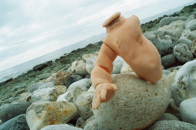 无人,横图,室外,特写,白天,正面,旅游,度假,游戏,海浪,海洋,石头,美景,静物,玩具,石子,娃娃,景观,浪花,云,云朵,玩,云彩,娱乐,一个,粉色,蓝色,白云,蓝天,天空,自然,海水,天,享受,休闲,景色,放松,益智,单个,活动,发泄,消遣,智力,自然风光,海景,宣泄,大海,风浪,海,海水的波动,近岸浪,石块,岩石,涌浪,玩耍,嬉戏,彩图