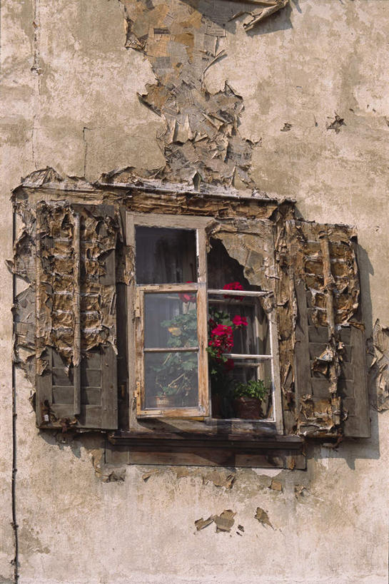 无人,竖图,室外,白天,正面,度假,美景,窗户,城市风光,城市,意大利,欧洲,古老,墙,景观,娱乐,斑驳,玻璃窗,墙壁,墙面,享受,休闲,景色,放松,风化,南欧,意大利共和国,班驳,彩图