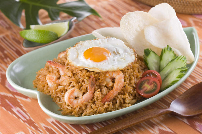 点心,米饭,无人,横图,俯视,室内,特写,白天,烹饪,中餐,餐桌,桌子,柠檬,黄瓜,蔬菜,餐具,水果,叶子,新鲜,碟子,盘,炒饭,蛋,荷包蛋,鸡蛋,煎蛋,虾,料理,食品,绿叶,饭,菜肴,美食,食物,糕点,一个,盘子,碟,中式,嫩叶,佳肴,有机食品,绿色食品,单个,餐台,五谷,河虾,卵,煎鸡蛋,叶,叶片,青瓜,胡瓜,彩图,高角度拍摄