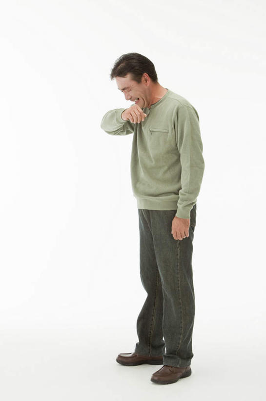 东方人,一个人,站,举,闭眼,笑,微笑,露齿笑,竖图,室内,白天,白色背景,侧面,亚洲,仅一个男性,仅一个人,仅一个中年男性,握,休闲装,黄种人,托,握拳,站着,休闲,休闲服,握着,摄影,影棚,男人,男性,中年男性,亚洲人,闭眼睛,闭着眼,闭着眼睛,举起,举手,举着,向上举,向上伸,向上托,站立,彩图,全身,影棚拍摄,拍摄