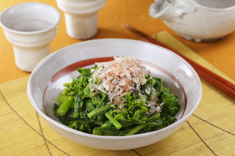 无人,餐厅,横图,俯视,室内,特写,白天,烹饪,餐桌,筷子,桌子,蔬菜,杯子,餐具,叶子,一堆,许多,堆叠,堆积,装饰,碟子,盘,青菜,日本料理,料理,食品,绿叶,菜肴,美食,食物,两个,盘子,水杯,碟,日式料理,日式,嫩叶,佳肴,餐台,堆,配菜,叶,叶片,茶杯,进餐用具,烹调用具,彩图,高角度拍摄,餐馆,饭店,饭馆